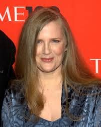 Picture of Suzanne Collins